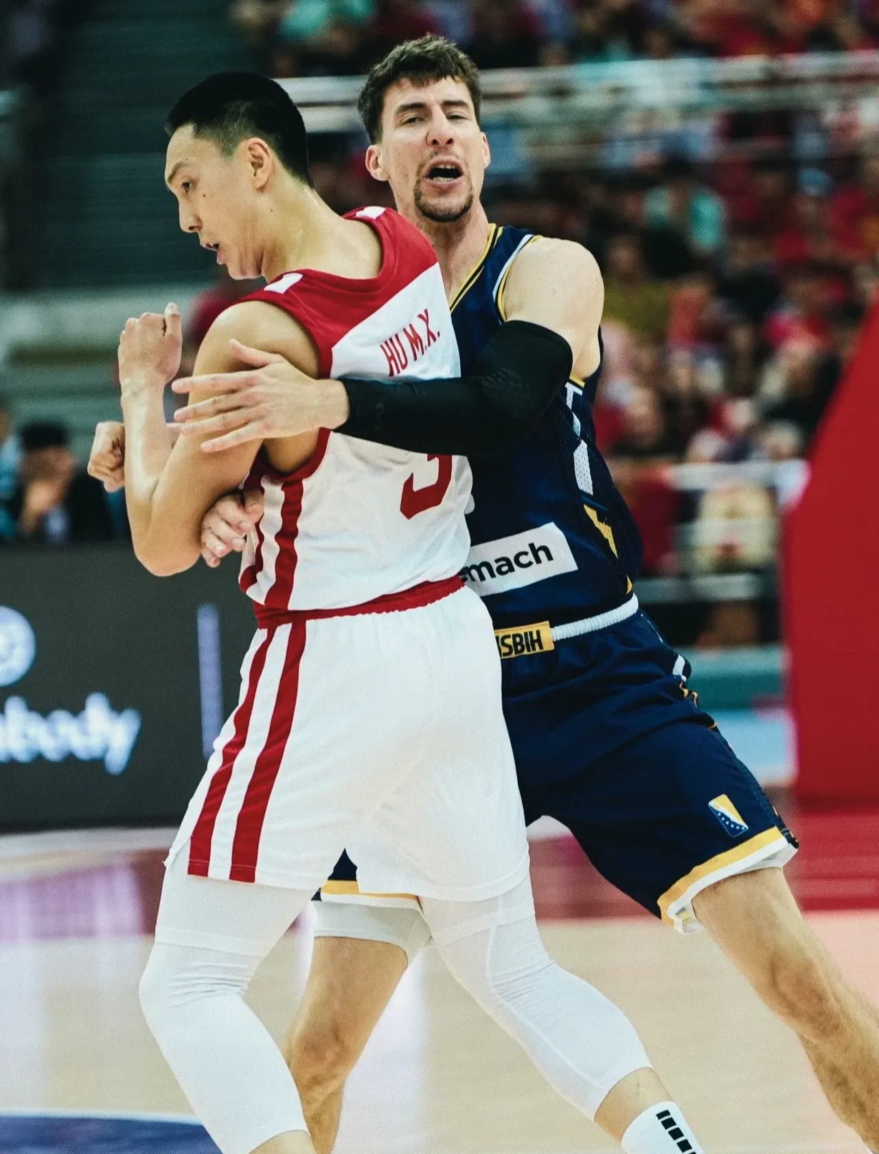 深圳男篮训练开放日，国际比赛日主帅复盘引欢呼，NBA总决赛在即，年轻球员得到机会的简单介绍-开云娱乐平台