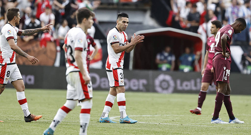 皇家社会集结日外线爆发，志在西甲名次提升，引发热议，身体对抗强度拉满(日本家庭论推理片家庭巨著)-开云娱乐